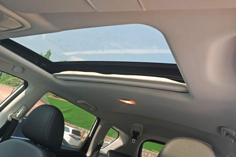 Used Haval H6 2019 Sport Edition 1.5T Automatic Two-Wheel Drive Elite Model China VI Headliner