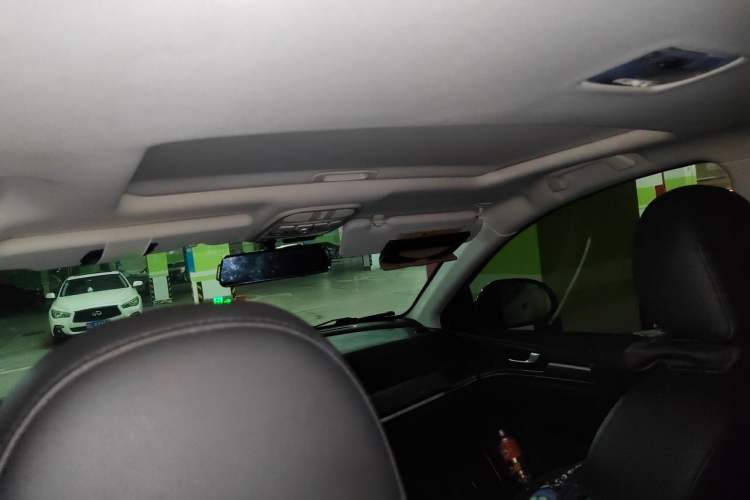 Used Haval H6 2019 Sport Edition 1.5T Automatic Two-Wheel Drive Elite Model China VI Headliner