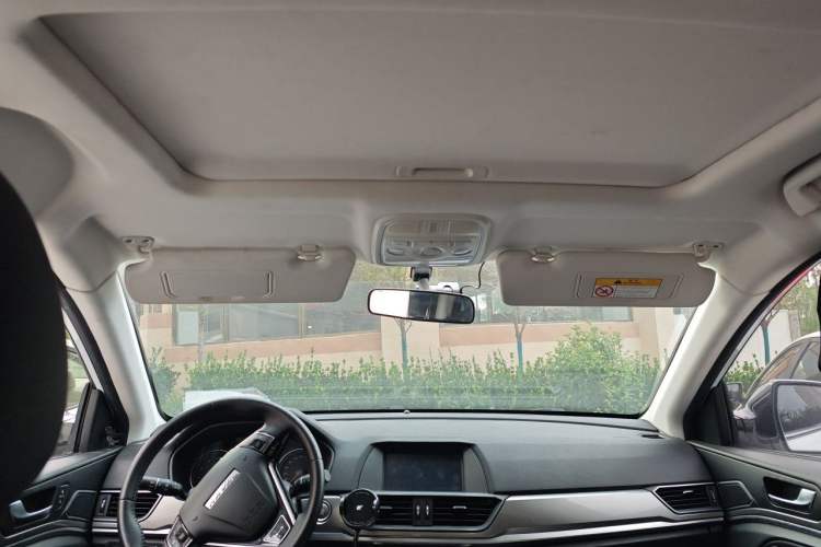 Used Haval H6 2019 Sport Edition 1.5T Automatic Two-Wheel Drive Elite Model China VI Headliner