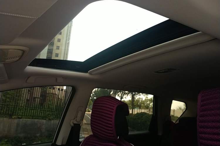 Used Haval H6 2019 Sport Edition 1.5T Automatic Two-Wheel Drive Elite Model China VI Headliner
