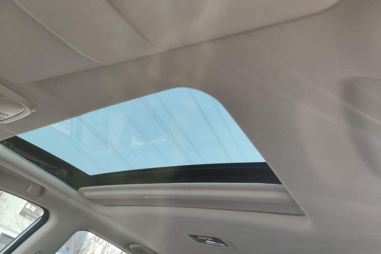 Used Haval H6 2019 Sport Edition 1.5T Automatic Two-Wheel Drive Elite Model China VI Headliner