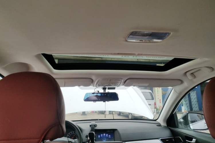 Used Haval H6 2019 Sport Edition 1.5T Automatic Two-Wheel Drive Elite Model China VI Headliner