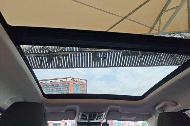Used Haval H6 2019 Red Label 2.0 GDIT Automatic Luxury Smart Connectivity Edition Headliner