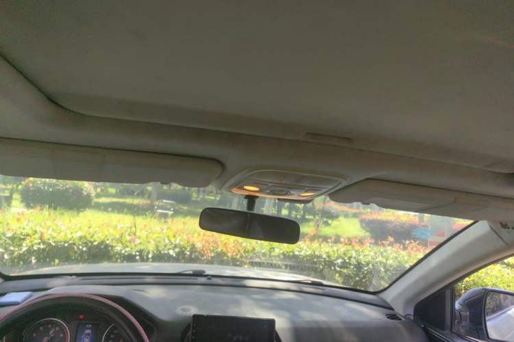 Used Haval H6 2019 Sport Edition 1.5T Automatic Two-Wheel Drive Elite Model China VI Headliner
