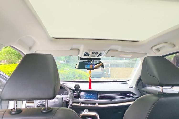 Used Haval H6 2019 Blue Label 1.5 GDIT Automatic Luxury Smart Connectivity Edition Headliner