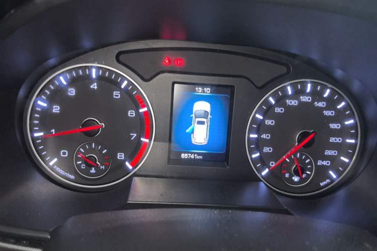 Used Haval H6 2019 Sport Edition 1.5T Manual Two-Wheel Drive Elite Model China VI Standard Instrument Cluster
