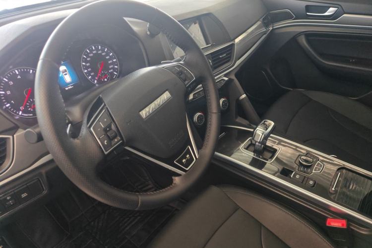 Used Haval H6 2019 Sport Edition 1.5T Automatic Two-Wheel Drive Elite Model China VI Interior 2