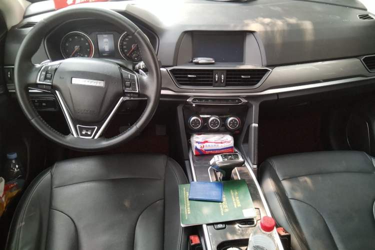 Used Haval H6 2019 Sport Edition 1.5T Automatic Two-Wheel Drive Elite Model China VI Interior 2
