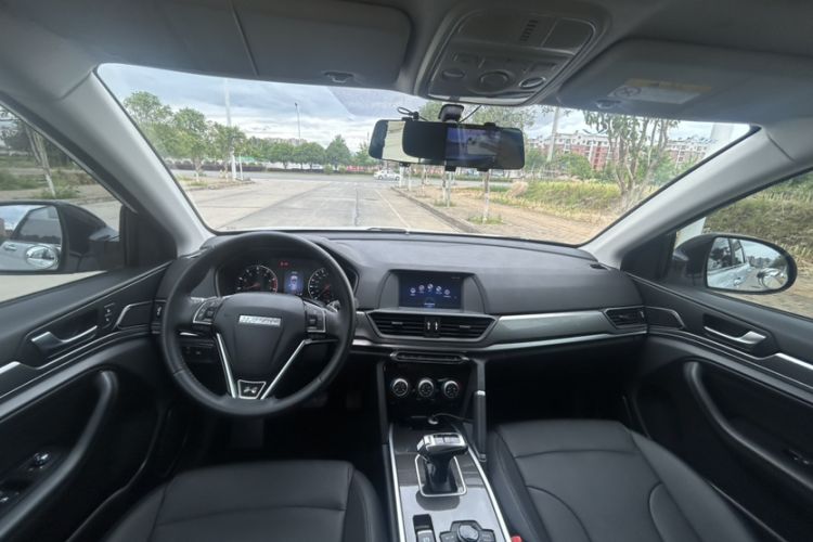 Used Haval H6 2019 Sport Edition 1.5T Automatic Two-Wheel Drive Elite Model China VI Interior 2