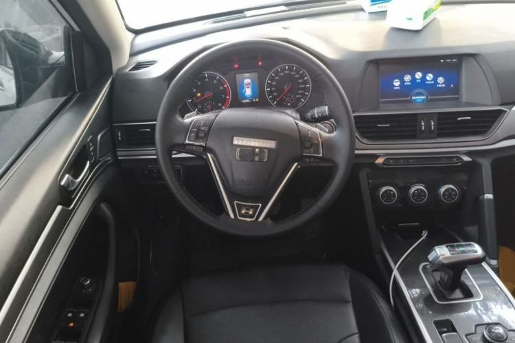 Used Haval H6 2019 Sport Edition 1.5T Automatic Two-Wheel Drive Elite Model China VI Interior 2