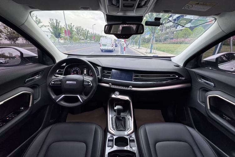 Used Haval H6 2019 Red Label 1.5 GDIT Automatic Champion Edition Interior 2