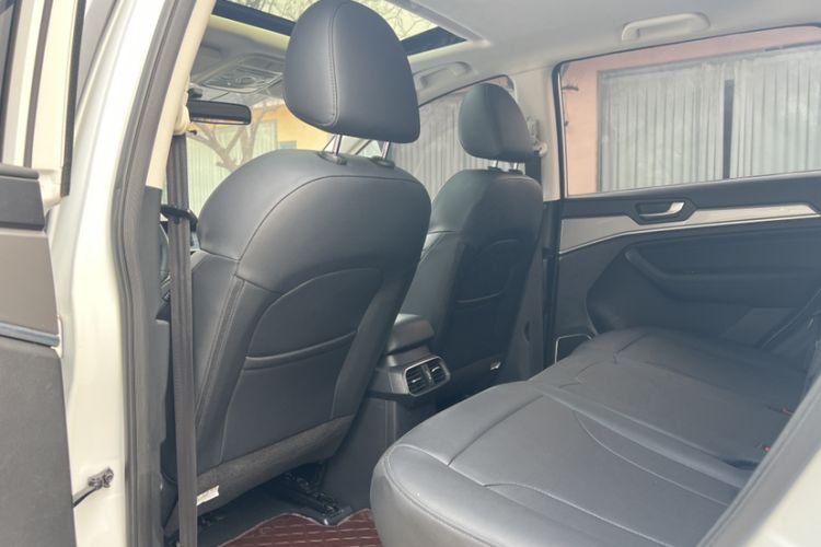 Used Haval H6 2019 Sport Edition 1.5T Automatic Two-Wheel Drive Elite Model China VI Interior 2