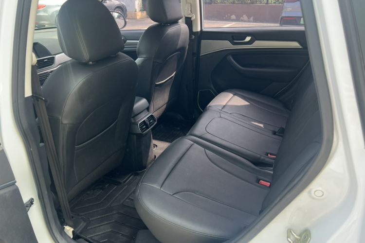 Used Haval H6 2019 Sport Edition 1.5T Automatic Two-Wheel Drive Elite Model China VI Interior 3