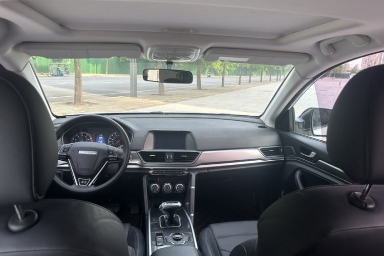 Used Haval H6 2019 Sport Edition 1.5T Automatic Two-Wheel Drive Elite Model China VI Interior 3