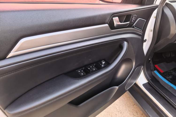 Used Haval H6 2019 Sport Edition 1.5T Automatic Two-Wheel Drive Elite Model China VI Interior 3