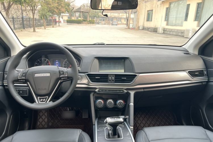 Used Haval H6 2019 Sport Edition 1.5T Automatic Two-Wheel Drive Elite Model China VI Interior 3