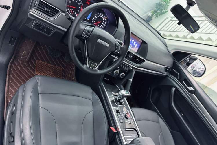 Used Haval H6 2019 Sport Edition 1.5T Automatic Two-Wheel Drive Elite Model China VI Interior 4