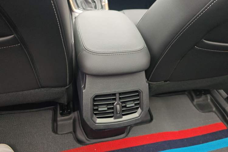 Used Haval H6 2019 1.5 GDIT Automatic Champion Edition China V Standard Interior 4