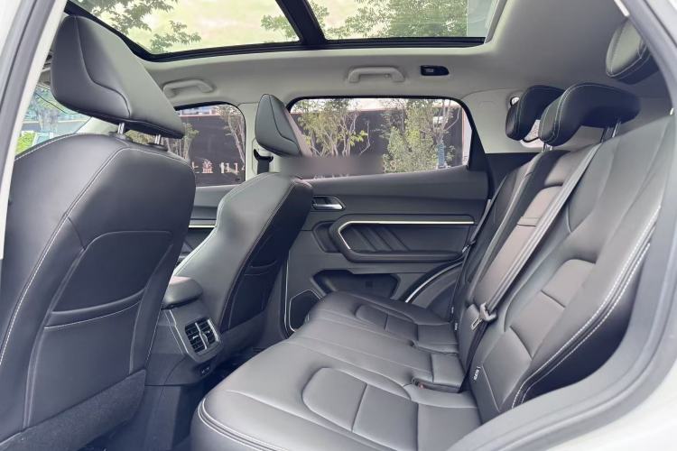 Used Haval H6 2019 Red Label 1.5 GDIT Automatic Champion Edition Interior 4