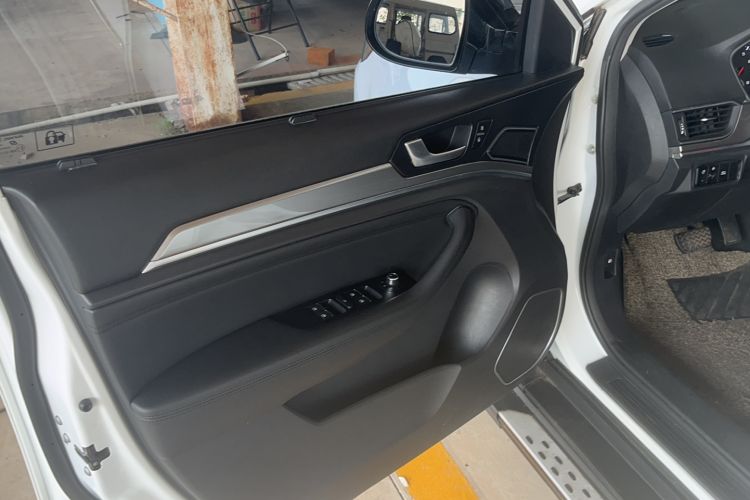 Used Haval H6 2019 Sport Edition 1.5T Automatic Two-Wheel Drive Elite Model China VI Interior 7