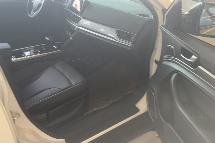 Used Haval H6 2019 Sport Edition 1.5T Automatic Two-Wheel Drive Elite Model China VI Interior 8