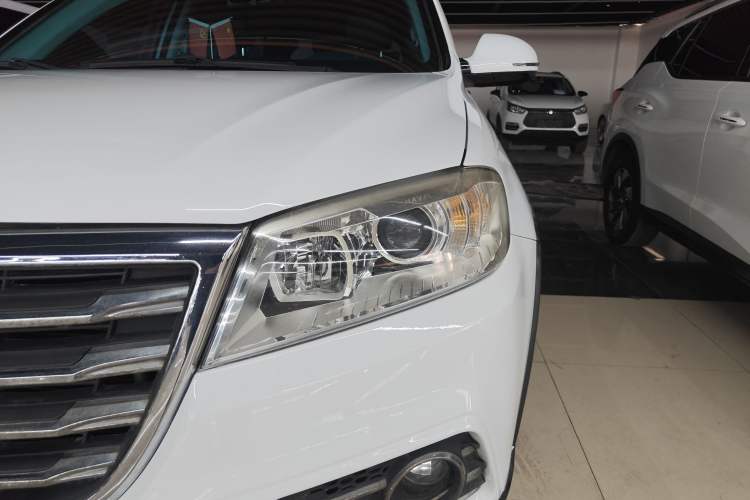 Used Haval H6 2019 Sport Edition 1.5T Manual Two-Wheel Drive Elite Model China VI Standard Left Front Headlight