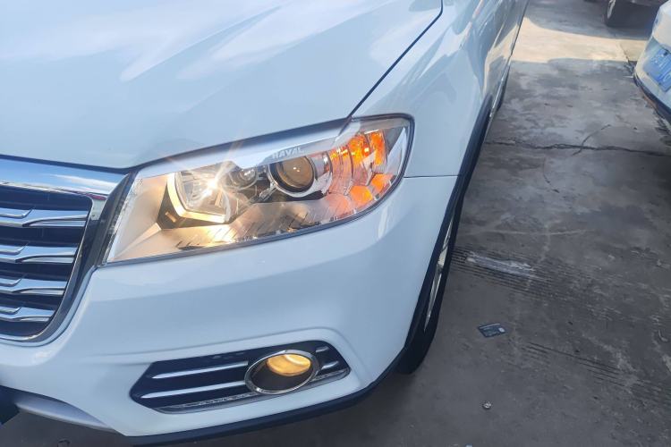 Used Haval H6 2019 Sport Edition 1.5T Automatic Two-Wheel Drive Elite Model China VI Left Front Headlight