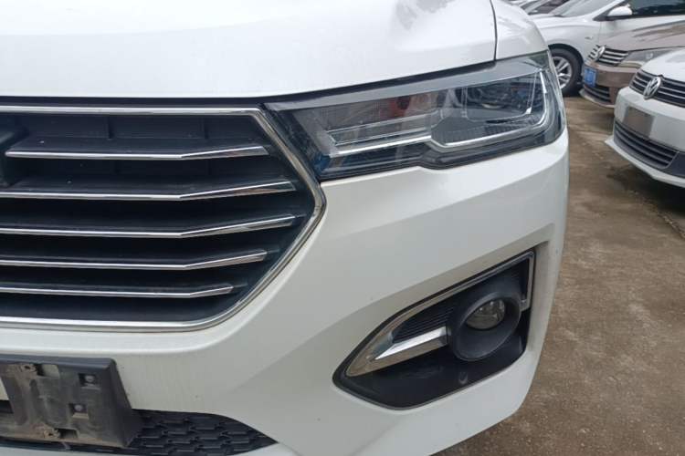 Used Haval H6 2019 Blue Label 1.5 GDIT Automatic Luxury Smart Connectivity Edition Left Front Headlight
