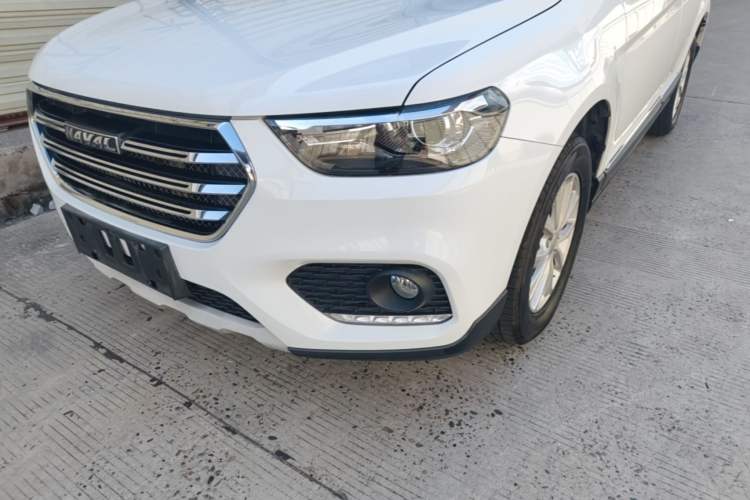 Used Haval H6 2019 Sport Edition 1.5T Automatic Two-Wheel Drive Elite Model China VI Left Front Headlight