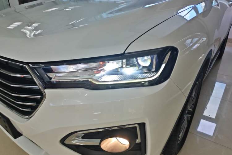 Used Haval H6 2019 Blue Label 1.5 GDIT Automatic Champion Edition Left Front Headlight