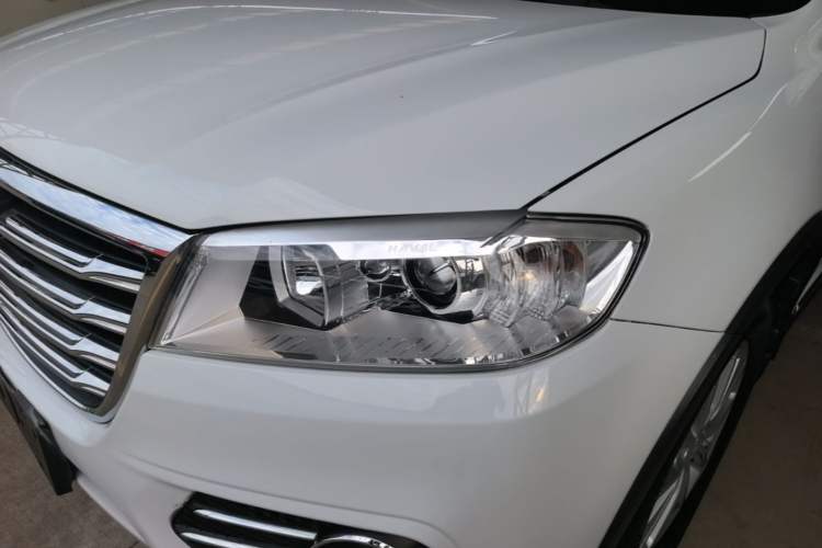Used Haval H6 2019 Sport Edition 1.5T Automatic Two-Wheel Drive Elite Model China VI Left Front Headlight