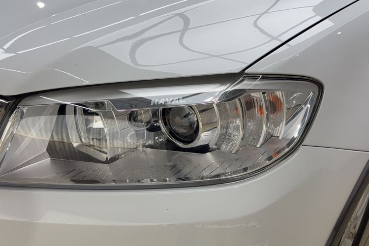 Used Haval H6 2019 Sport Edition 1.5T Automatic Two-Wheel Drive Elite Model China VI Left Front Headlight