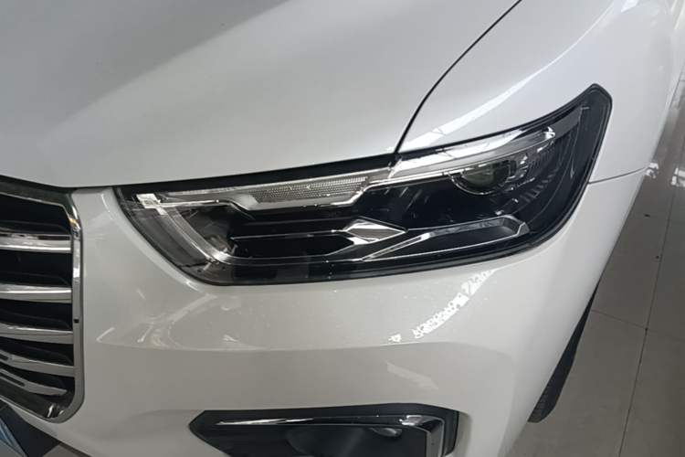 Used Haval H6 2019 2.0 GDIT Automatic Champion Edition China V Standard Left Front Headlight