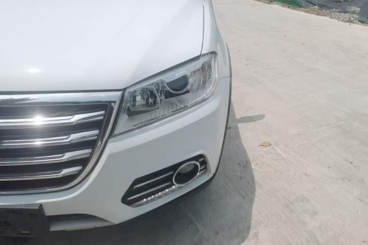 Used Haval H6 2019 Sport Edition 1.5T Automatic Two-Wheel Drive Elite Model China VI Left Front Headlight