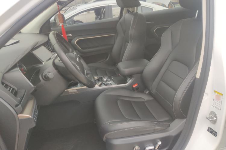 Used Haval H6 2019 2.0 GDIT Automatic Luxury Smart Connectivity Version China V Standard Left Front Seat