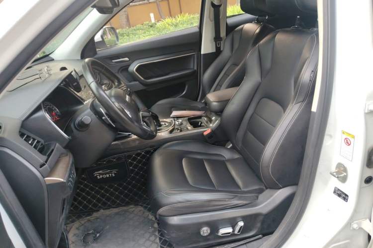 Used Haval H6 2019 1.5 GDIT Automatic Luxury Smart Connect Version China VI Standard Left Front Seat
