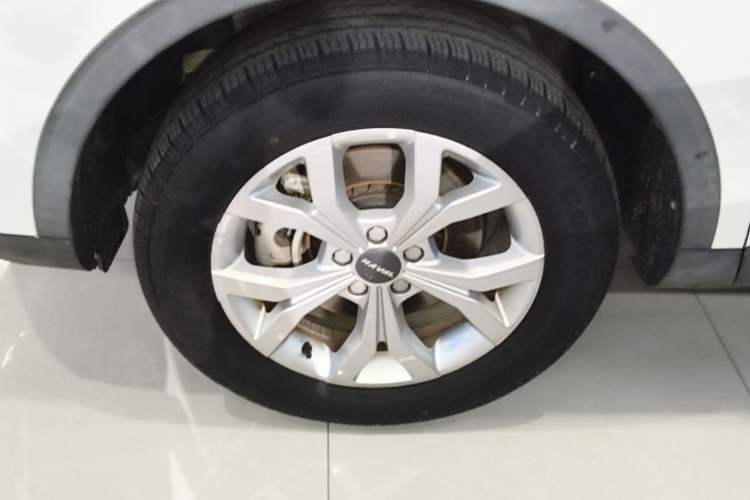 Used Haval H6 2019 Red Label 1.5 GDIT Automatic Champion Edition Left Front Wheel Hub