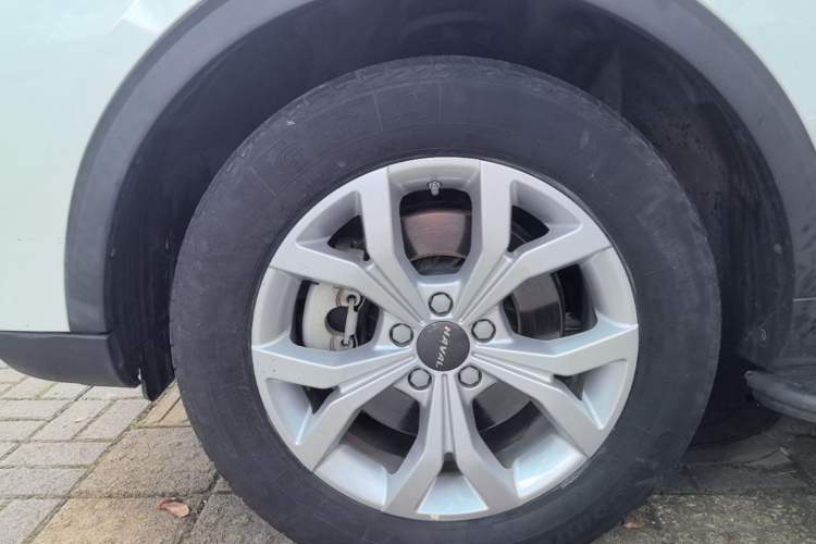 Used Haval H6 2019 1.5 GDIT Automatic Champion Edition China V Standard Left Front Wheel Hub