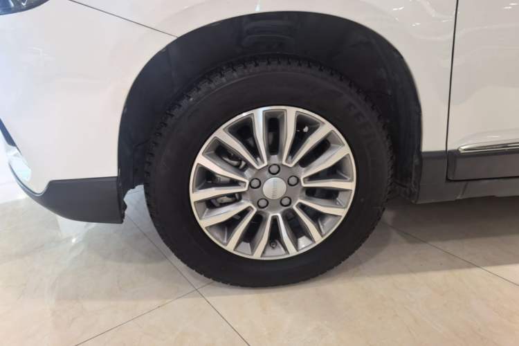 Used Haval H6 2019 Sport Edition 1.5T Automatic Two-Wheel Drive Elite Model China VI Left Front Wheel Hub