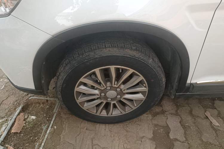 Used Haval H6 2019 Sport Edition 1.5T Manual Two-Wheel Drive Elite Model China VI Standard Left Front Wheel Hub