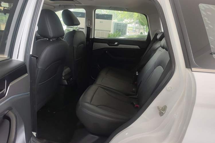 Used Haval H6 2019 Sport Edition 1.5T Manual Two-Wheel Drive Elite Model China VI Standard Left Rear Seat
