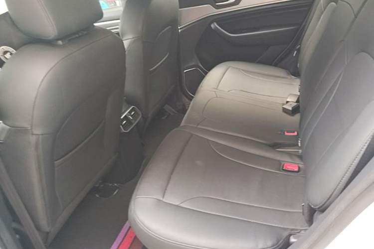 Used Haval H6 2019 Sport Edition 1.5T Automatic Two-Wheel Drive Elite Model China VI Left Rear Seat