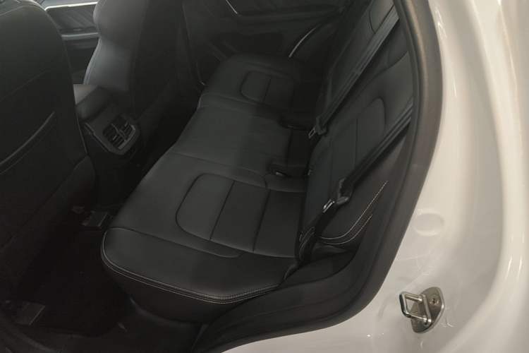 Used Haval H6 2019 Blue Label 1.5 GDIT Automatic Luxury Smart Connectivity Edition Left Rear Seat