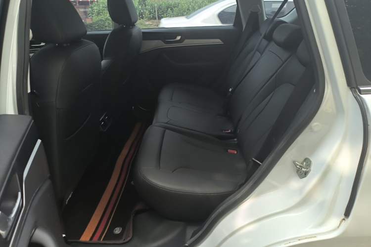 Used Haval H6 2019 Sport Edition 1.5T Manual Two-Wheel Drive Elite Model China VI Standard Left Rear Seat