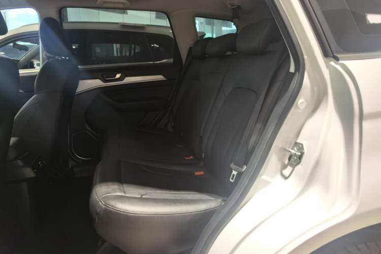 Used Haval H6 2019 Sport Edition 1.5T Automatic Two-Wheel Drive Elite Model China VI Left Rear Seat