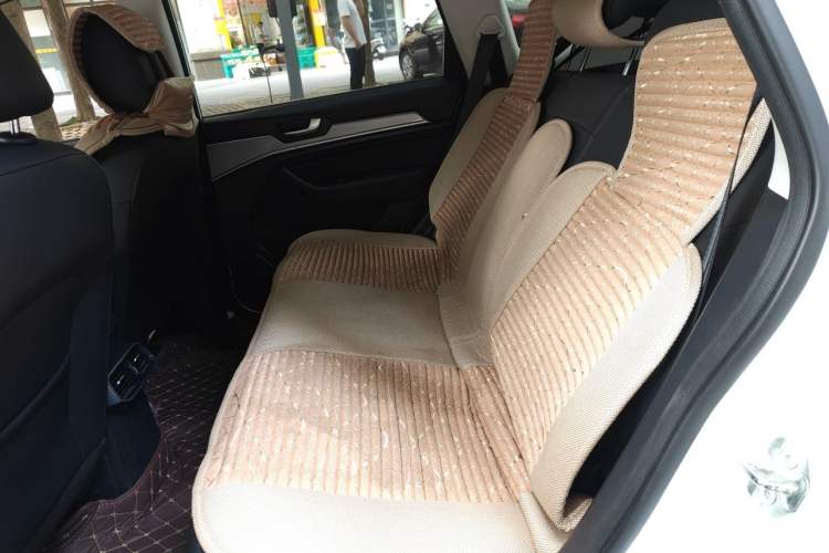 Used Haval H6 2019 Sport Edition 1.5T Automatic Two-Wheel Drive Elite Model China VI Left Rear Seat