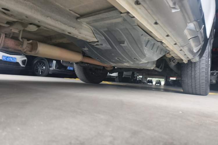 Used Haval H6 2019 Red Label 1.5 GDIT Automatic Luxury Smart Connectivity Edition Left Side Sill