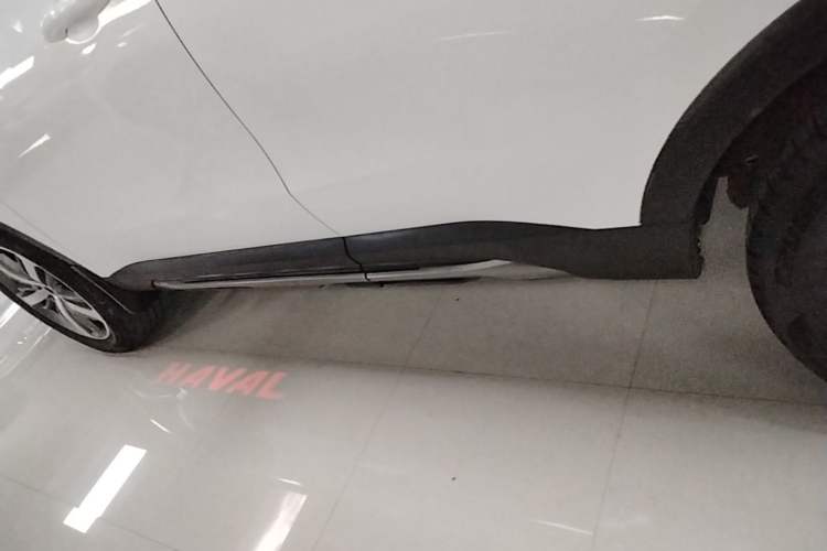 Used Haval H6 2019 Red Label 1.5 GDIT Automatic Luxury Smart Connectivity Edition Left Side Sill