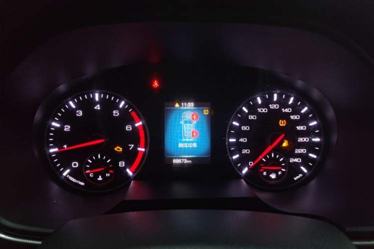 Used Haval H6 2019 Sport Edition 1.5T Manual Two-Wheel Drive Elite Model China VI Standard Odometer Close Up