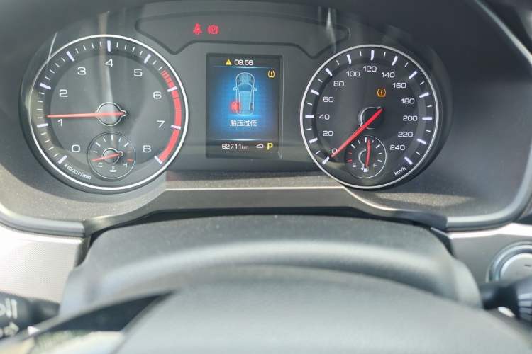 Used Haval H6 2019 Sport Edition 1.5T Automatic Two-Wheel Drive Elite Model China VI Odometer Close Up
